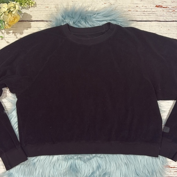 Set Active Black Velour Crewneck Cropped Sweatshirt - Picture 4 of 9